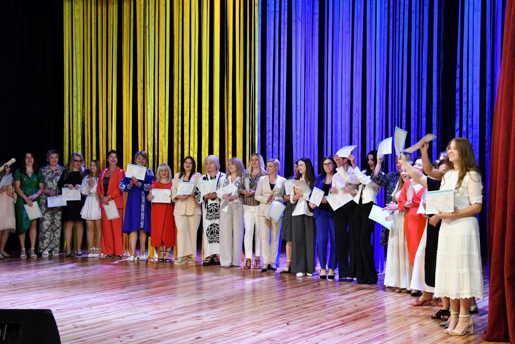 У Луцьку організували урочисту академію для випускників Волинського медичного інституту