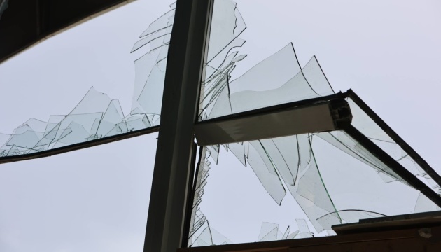 На Київщині внаслідок масованої атаки росіян пошкоджені приватні будинки