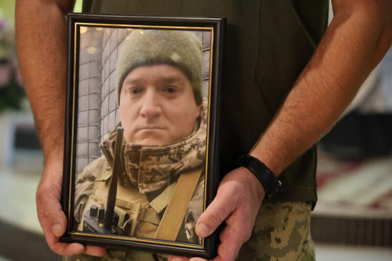 У Луцьку попрощалися з Героєм Дмитром Павловичем, який загинув в бою на Харківщині