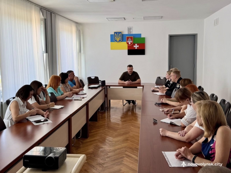У Нововолинську відбулася робоча зустріч щодо підтримки родин зниклих безвісти та військовополонених