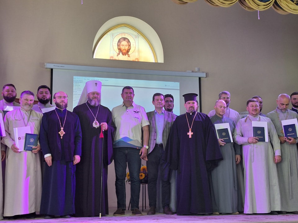У Волинській православній богословській академії – другий випуск медичних капеланів