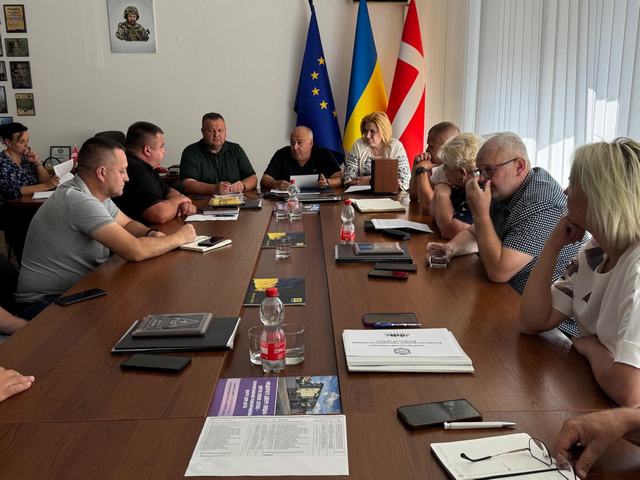 У Луцькій РВА аналізували готовність харчоблоків та укриттів в освітніх закладах району