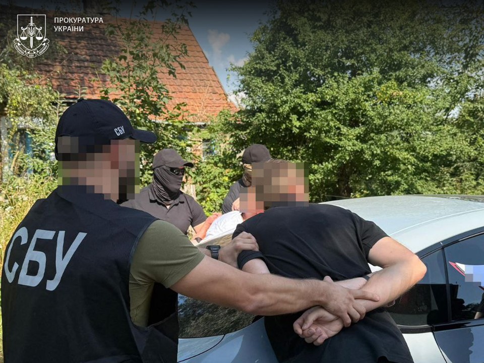 На Волині повідомили про підозру раднику Ковельського міського голови та його спільникам у зловживанні впливом