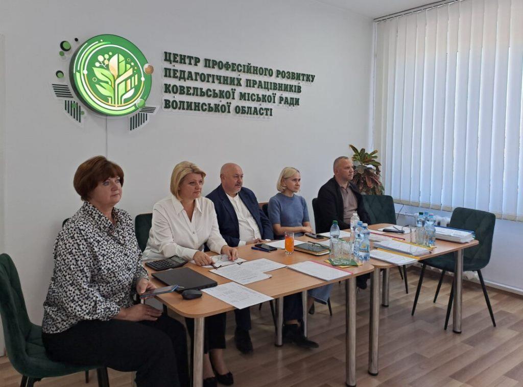 14 ковельських освітян змагаються за звання «Успішний педагог-2025»