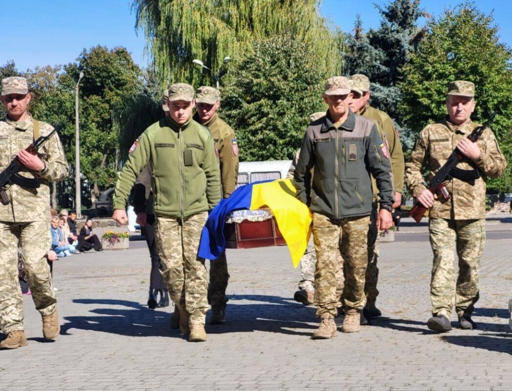 Ковель попрощався з полеглим воїном Тарасом Солтисом