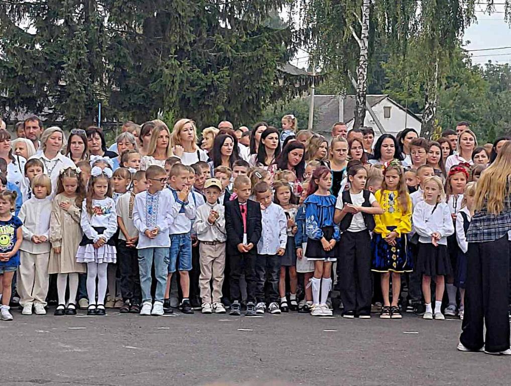 У Рожищенській громаді відбулися урочистості за нагоди Дня знань