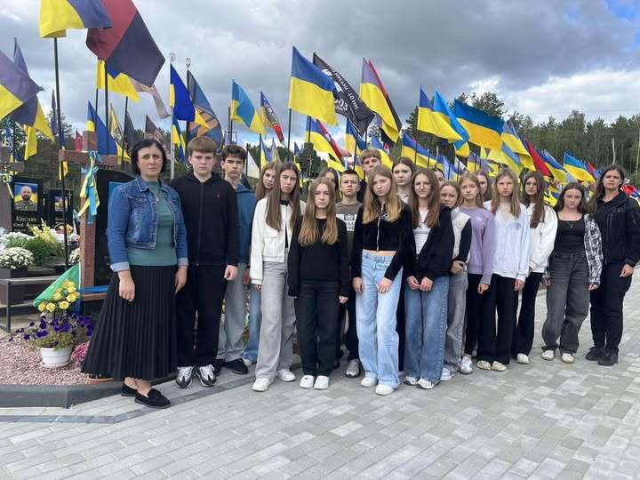 Учні ковельського ліцею вшанували пам’ять Героїв