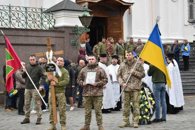 У Луцьку провели в останню дорогу полеглого Героя Ігоря Охремчука