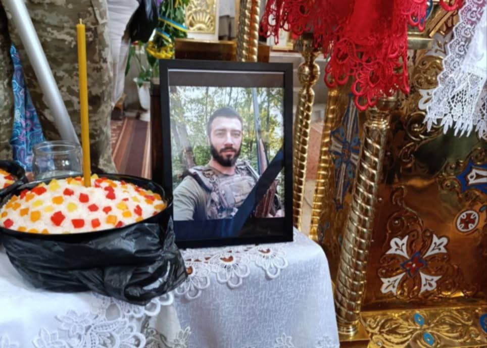 Підгайцівська громада попрощалася з молодим Героєм Миколою Дроздюком