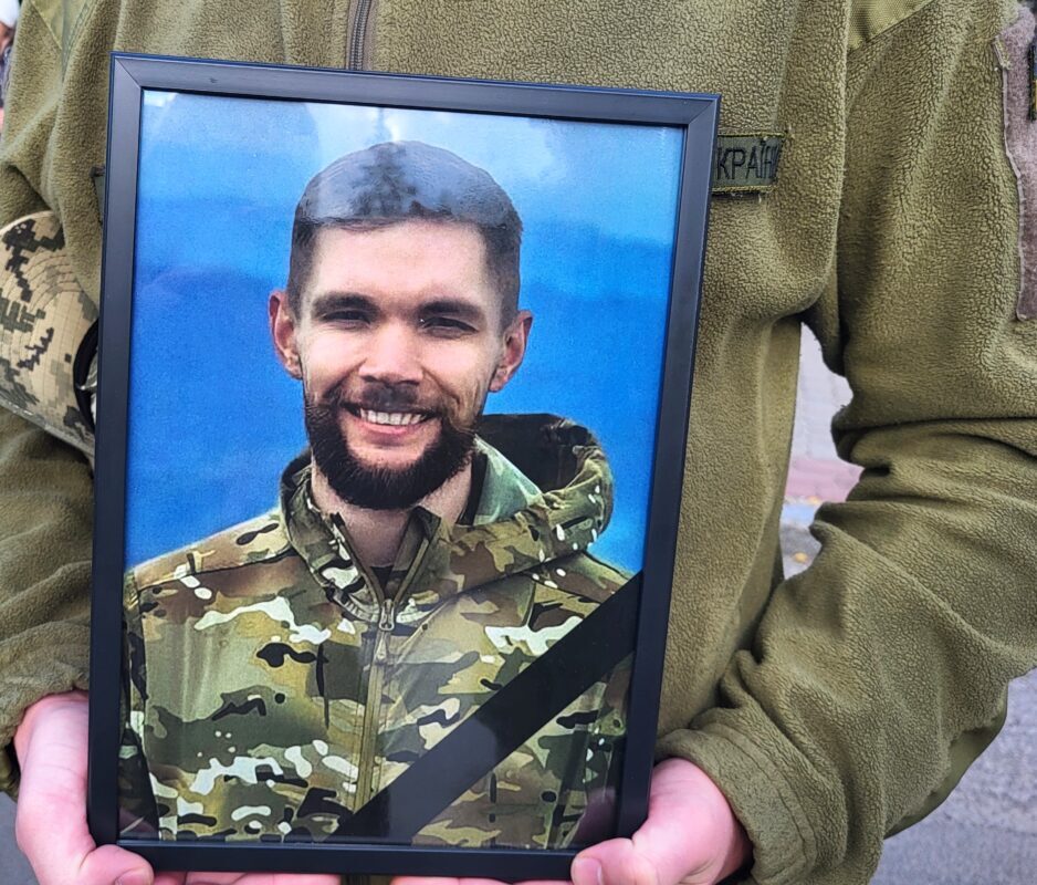 Ковельчани провели в останню земну дорогу Леоніда Семенюка
