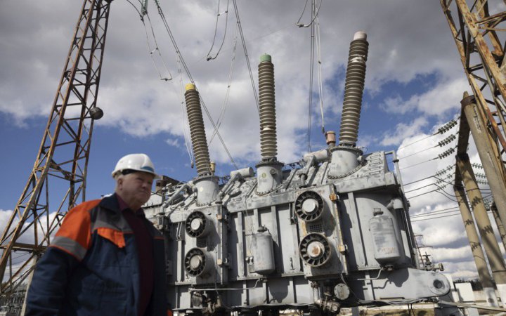 росія масовано атакувала енергооб’єкти у чотирьох областях