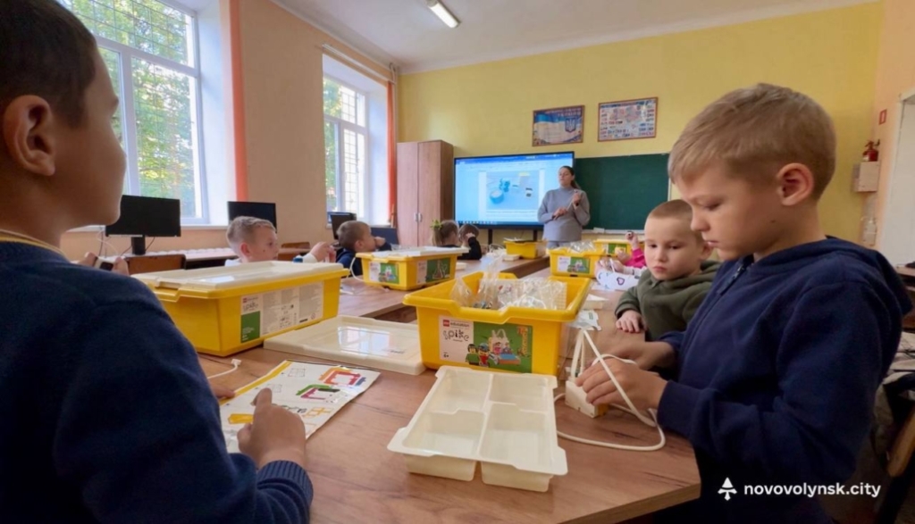 ІТ для найменших: у Нововолинському ліцеї № 4 відкрили гурток робототехніки
