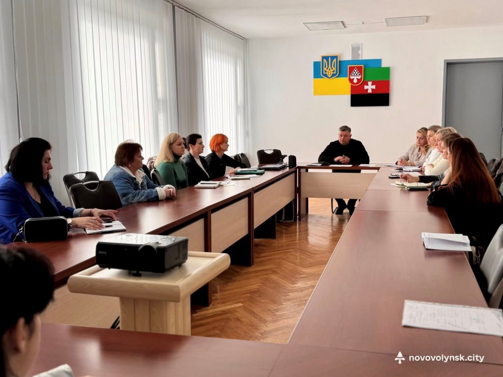 У Нововолинську розглянули питання оплати праці та дотримання трудового законодавства на підприємствах