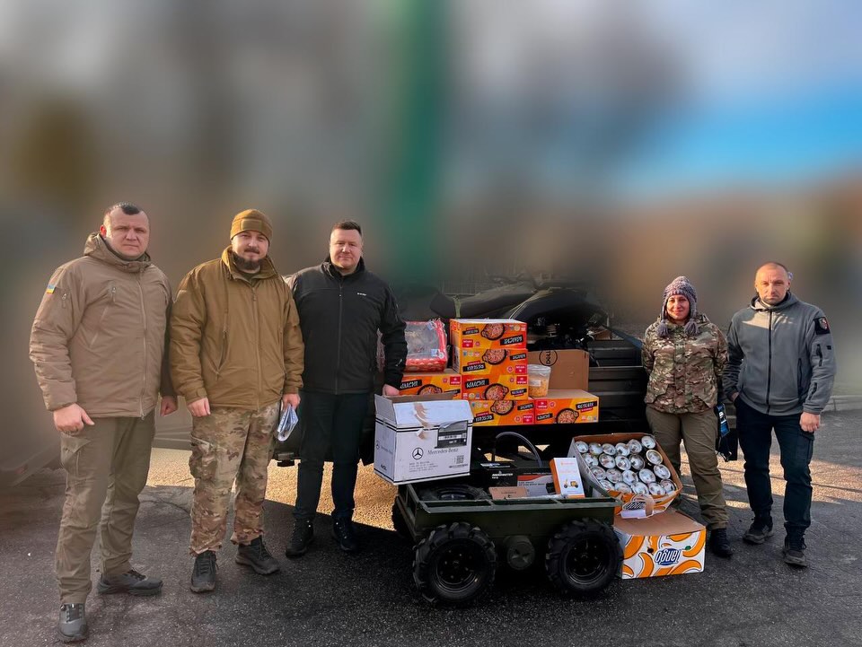 Військовим на передову передали допомогу від Нововолинської громади