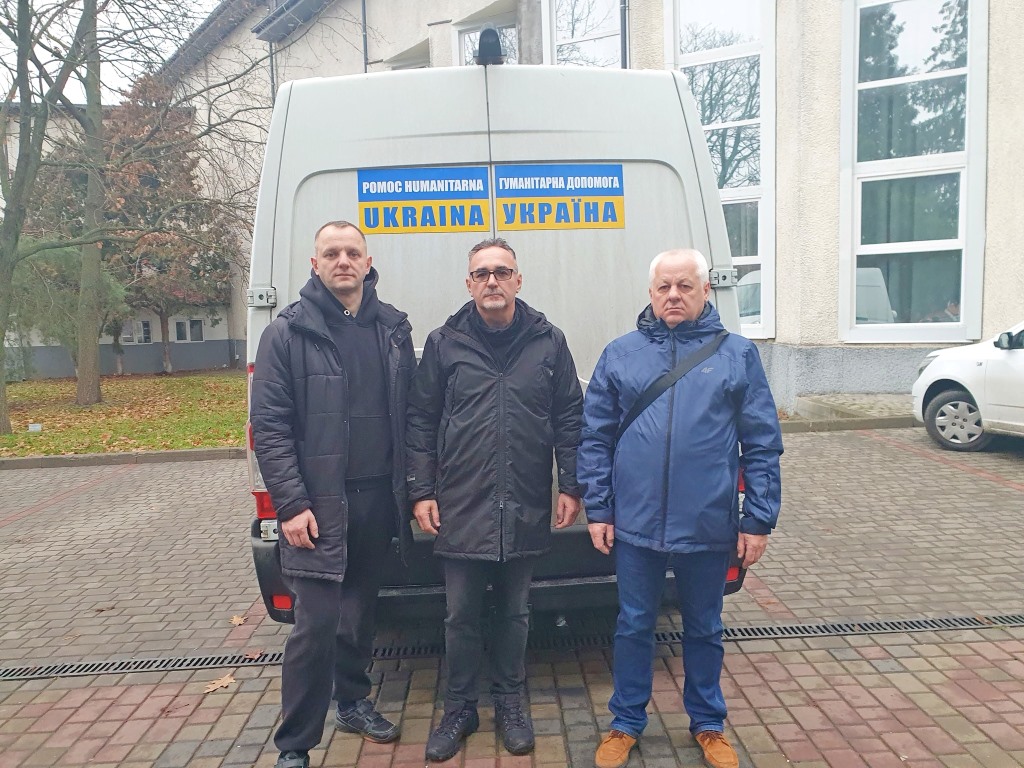 Польські партнери передали допомогу військовим Володимирської громади