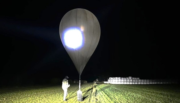 До Польщі на Різдво залетіли 59 повітряних куль з білорусі