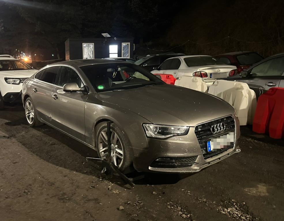 Викрадена в Німеччині Audi «спливла» на «Устилузі»