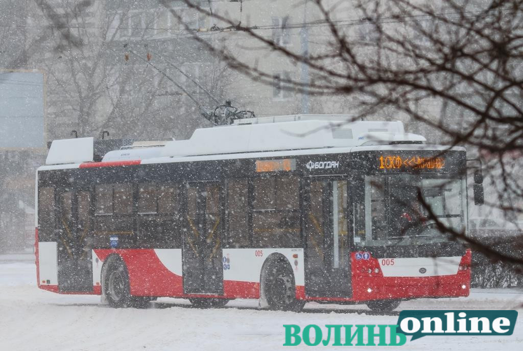 У Луцьку 1 січня громадський транспорт працюватиме у режимі роботи вихідного дня