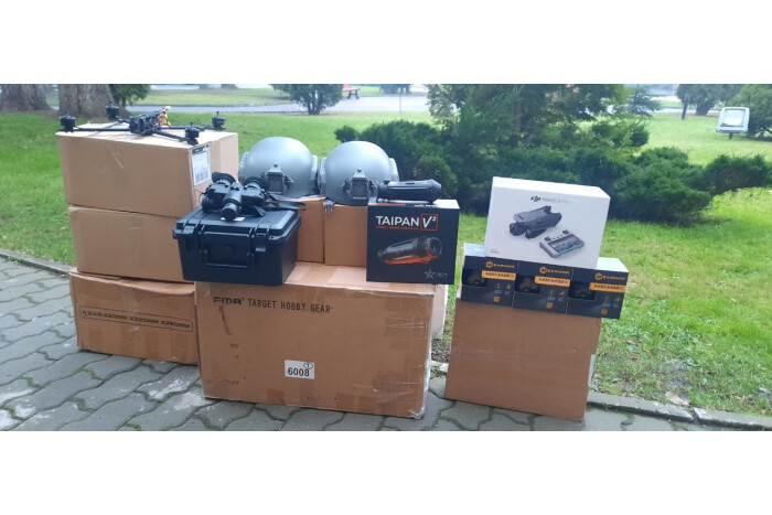 У Луцьку передали квадрокоптери та інше обладнання військовим