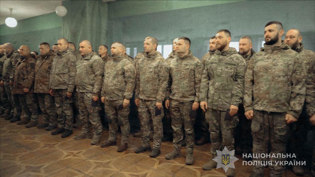 Волинські поліцейські-добровольці стрілецького батальйону отримали відомчі нагороди та чергові спеціальні звання