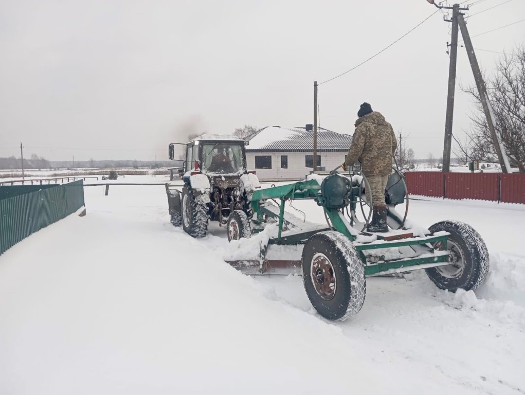 У Шацькій громаді комунальники розчищатимуть сніг і у вихідні