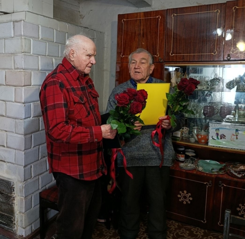 У Маневичах привітали 99-річного ветерана Другої світової війни