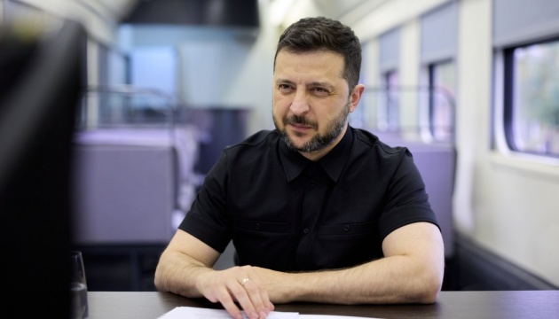 Зеленський: Повертаємося з Давоса з домовленостями про новий пакет ППО