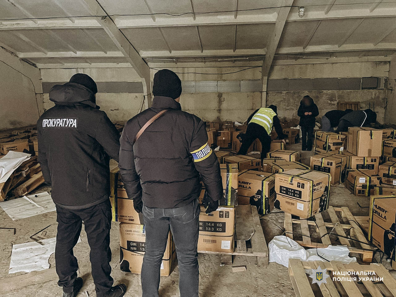 Волинські поліцейські викрили підпільне виробництво та збут наркотиків під виглядом канабідіолу CBD