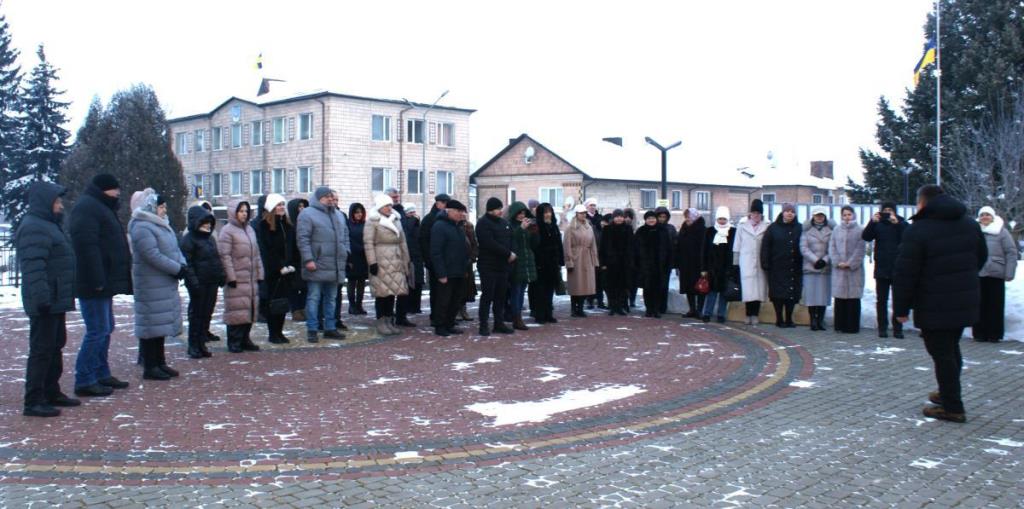 У День Соборності в Рожищі вшанували пам’ять всіх, хто віддав життя за свободу України