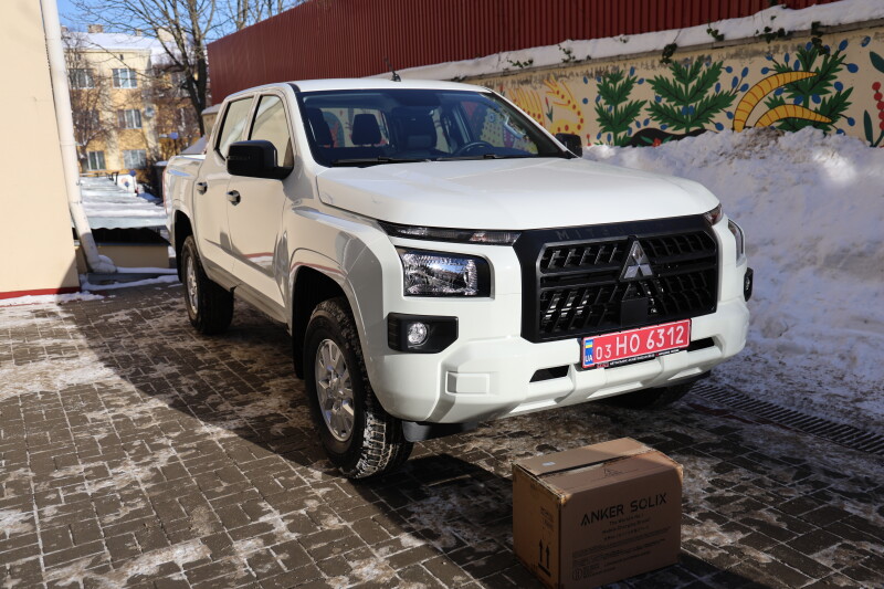 Луцьк продовжує надавати допомогу українським захисникам