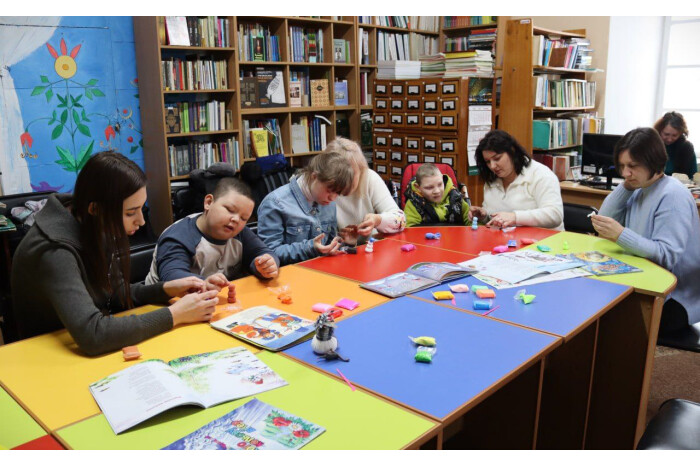 У бібліотеці Луцька діти з інвалідністю створювали власні історії