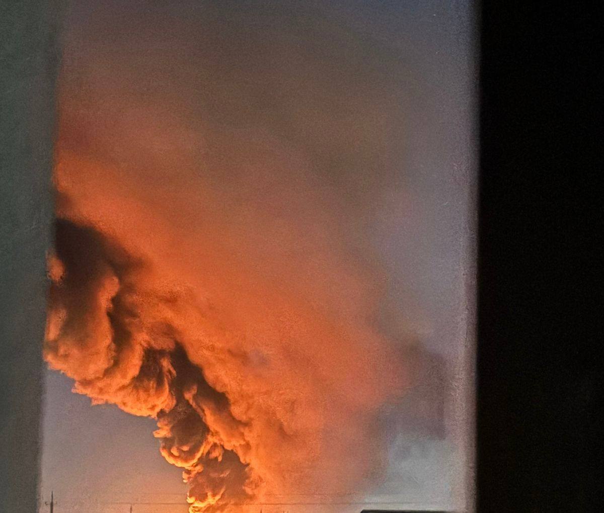 У Луцьку виникла пожежа внаслідок атаки дронів