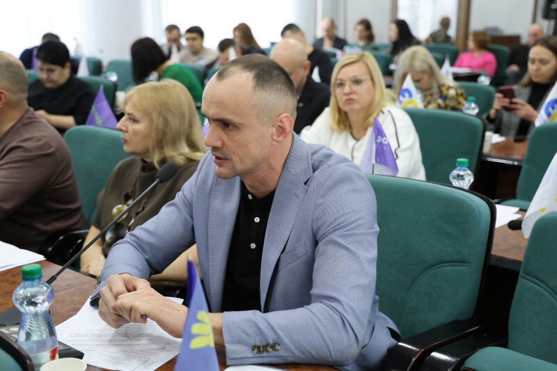 Педагогічним працівникам Луцької громади збільшили посадові оклади