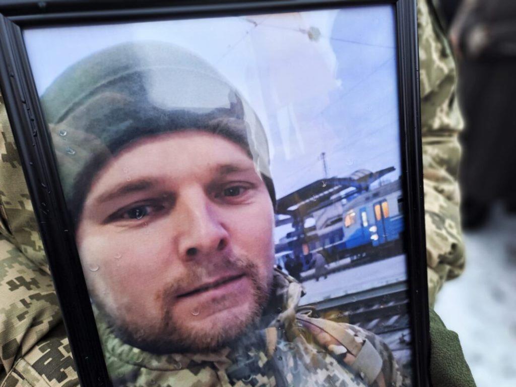 У Ковельській громаді попрощалися з молодим Героєм Ігорем Тимоніком