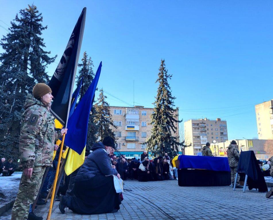 Він був одним із кращих: ковельчани провели в останню земну дорогу молодого воїна Назара Кіперчука