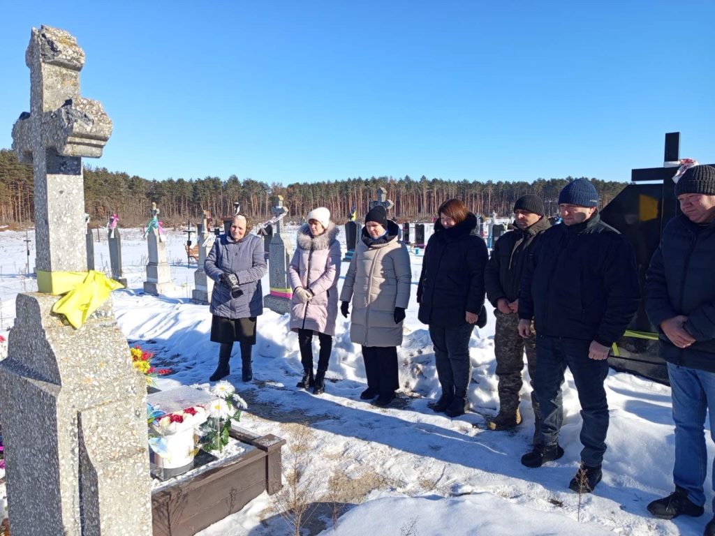 У Шацьку вшанували пам’ять воїна Анатолія Карпука