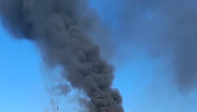 російський дрон влучив у пологовий будинок в Запоріжжі – шестеро постраждалих