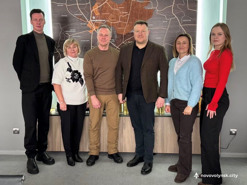 Нововолинська громада отримала допомогу від партнерів з Литви