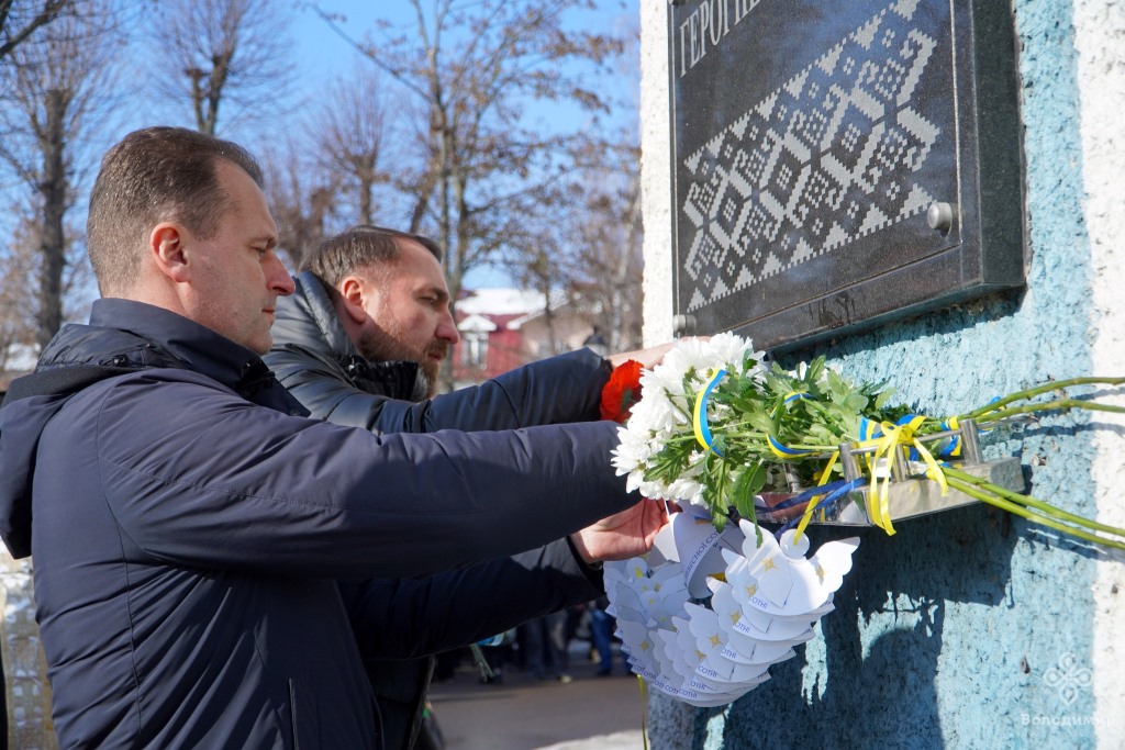 Володимир долучився до тихої акції «Ангели пам’яті» та вшанував Героїв Небесної Сотні
