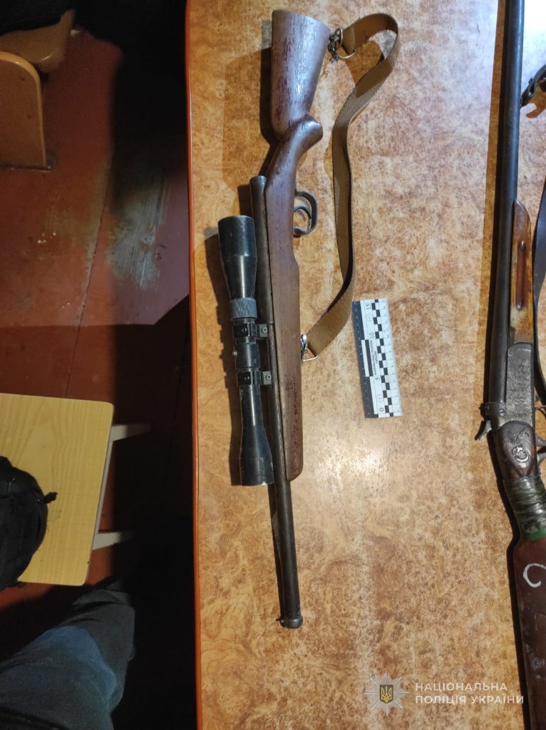 Поліцейські виявили у волинянина нарізну вогнепальну зброю та боєприпаси, що «перейшли у спадок»