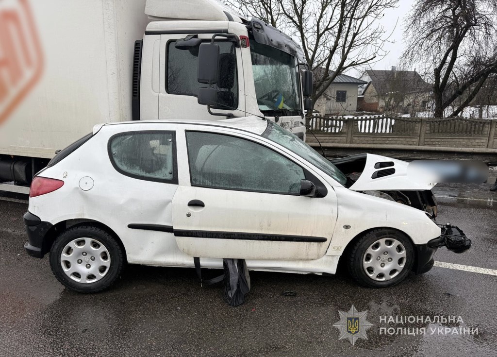 У смертельній ДТП у селі Прилуцьке загинув водій легковика