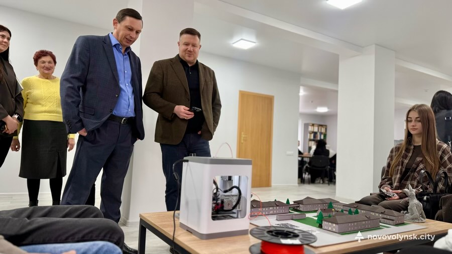 У Нововолинському ЕФК відкрили оновлені освітні простори та цифровий меморіал