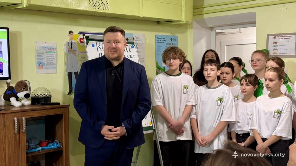 У Нововолинську презентували екоковоркінг для школярів із вирощування мікрозелені