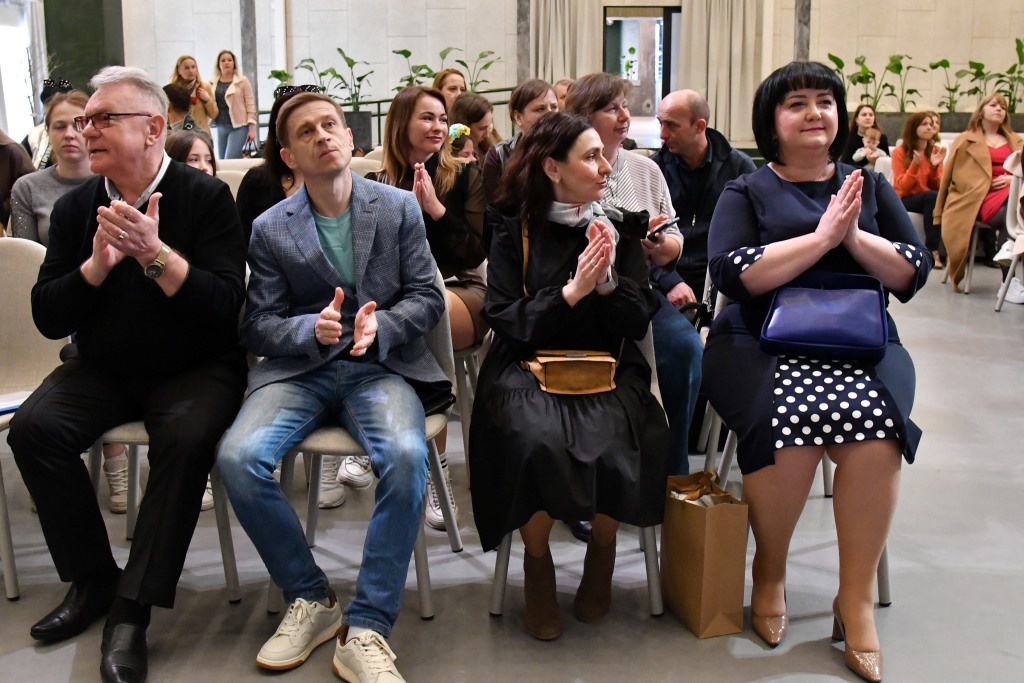 «Срібні дзвіночки»: на Волині відзначили переможців обласного конкурсу патріотичної пісні