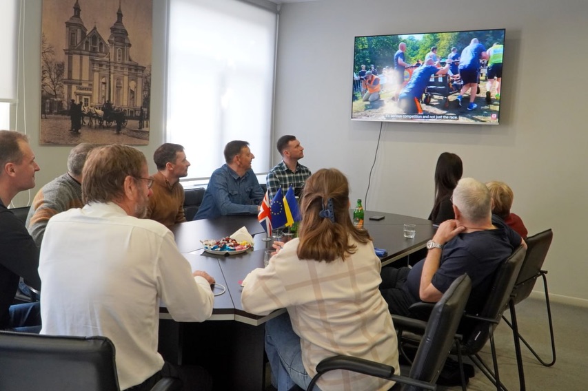 У Володимирі зустрілися з британськими волонтерами