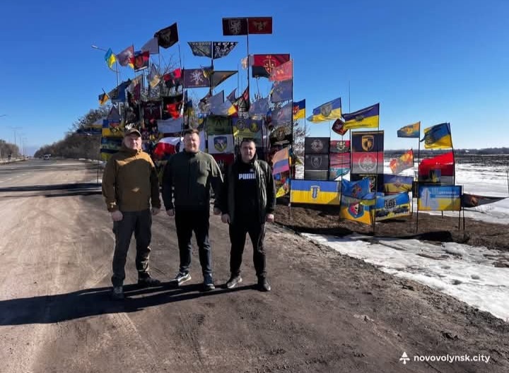 Нововолинська громада відправила допомогу на передову