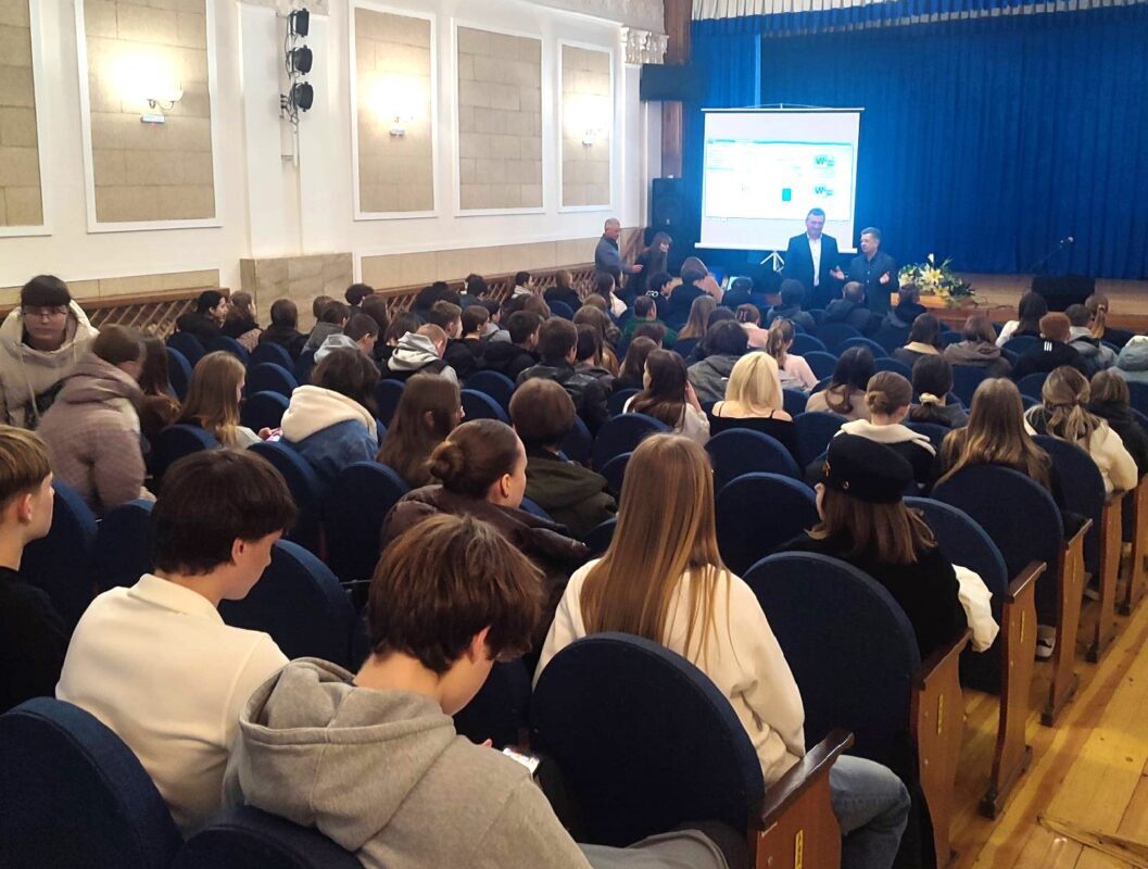 Крок до майбутньої професії: випускники Ковеля зустрілися з представниками ВНУ імені Лесі Українки