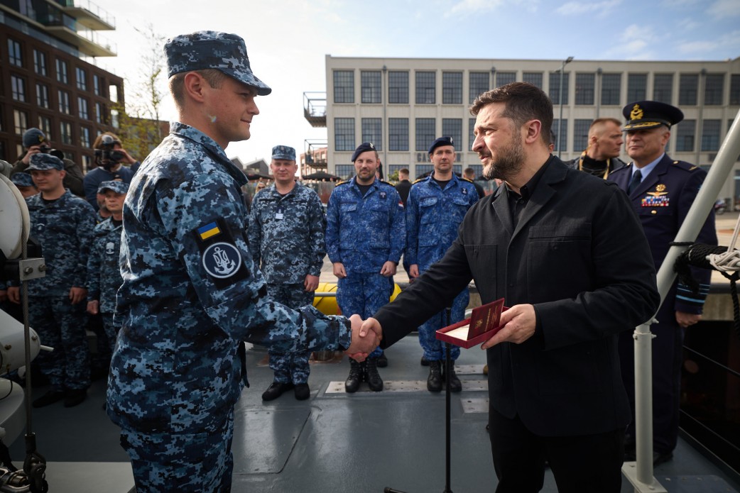 Україна у червні отримає від Нідерландів протимінний корабель «Генічеськ»