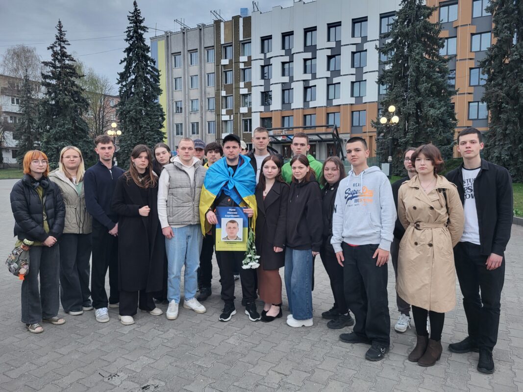 Ще один Герой вдома – Ковель зустрів з полону Максима Муху