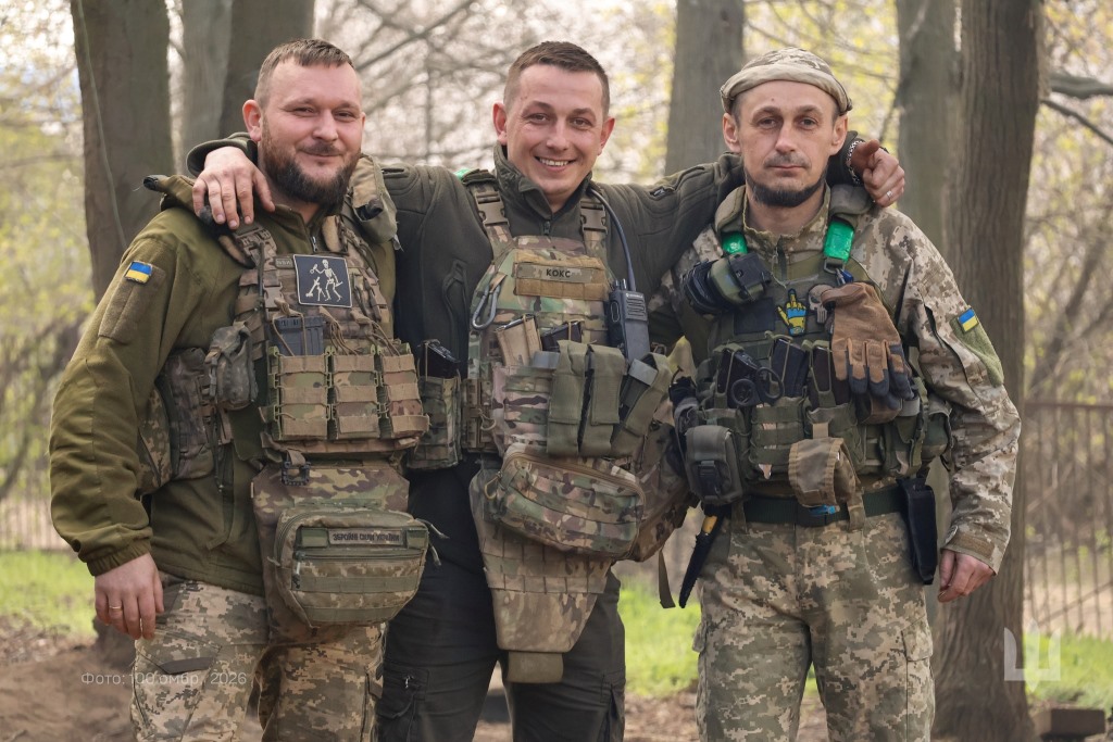 Трійця відважних бійців мінометної батареї 3 механізованого батальйону 100 ОМБР знищує ворогів на Донеччині